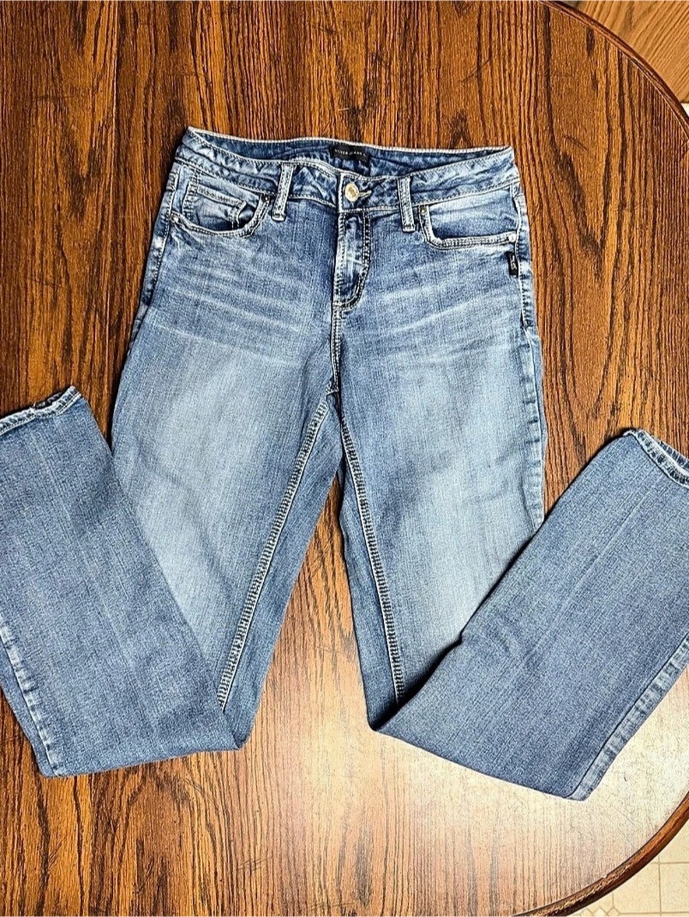 Silver Jeans Co. Suki Mid Rise Slim Bootcut Jeans. Blue Waist 29/L35